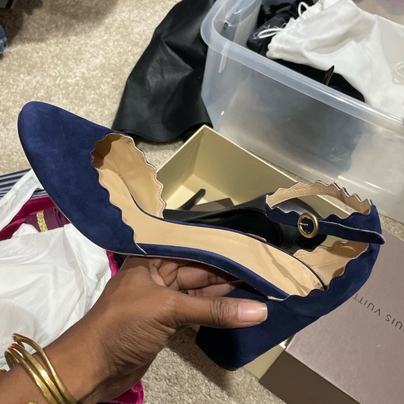 Chloé | Women's Navy Lauren Scalloped Suede D'orsay Block Heel Pumps - Picture 7 of 9